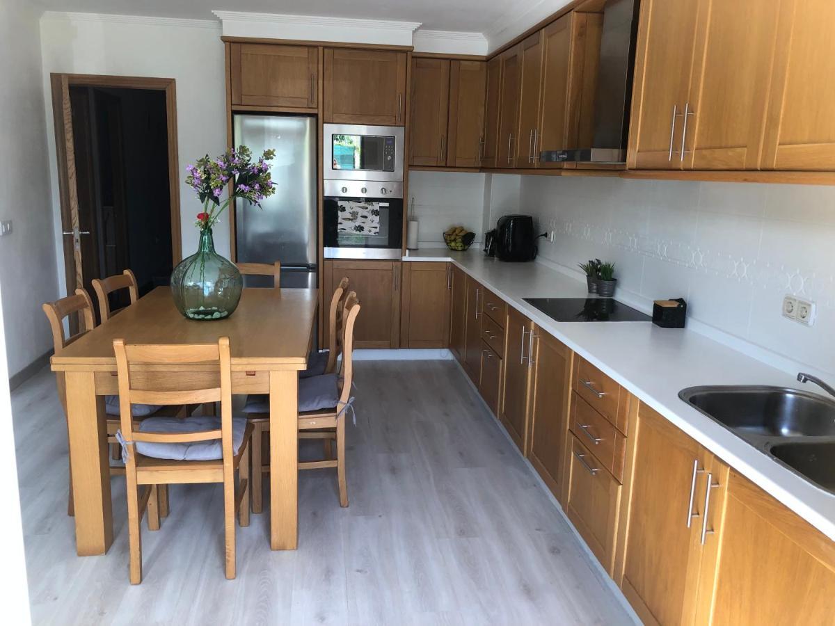 Vivienda Amplia Y Luminosa A Escasos Metros De La Playa De Cangas. Extérieur photo