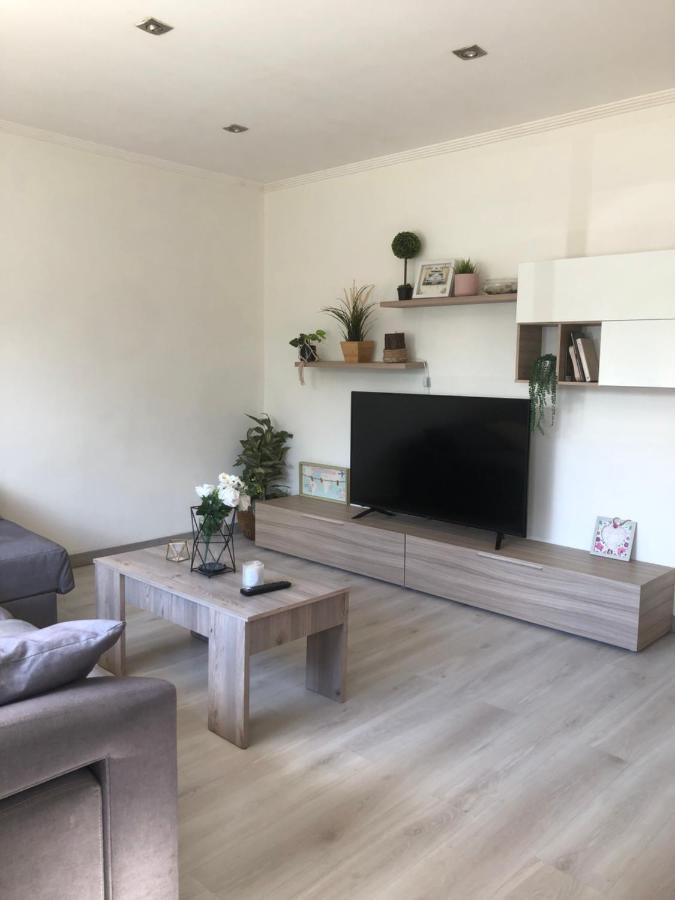 Vivienda Amplia Y Luminosa A Escasos Metros De La Playa De Cangas. Extérieur photo